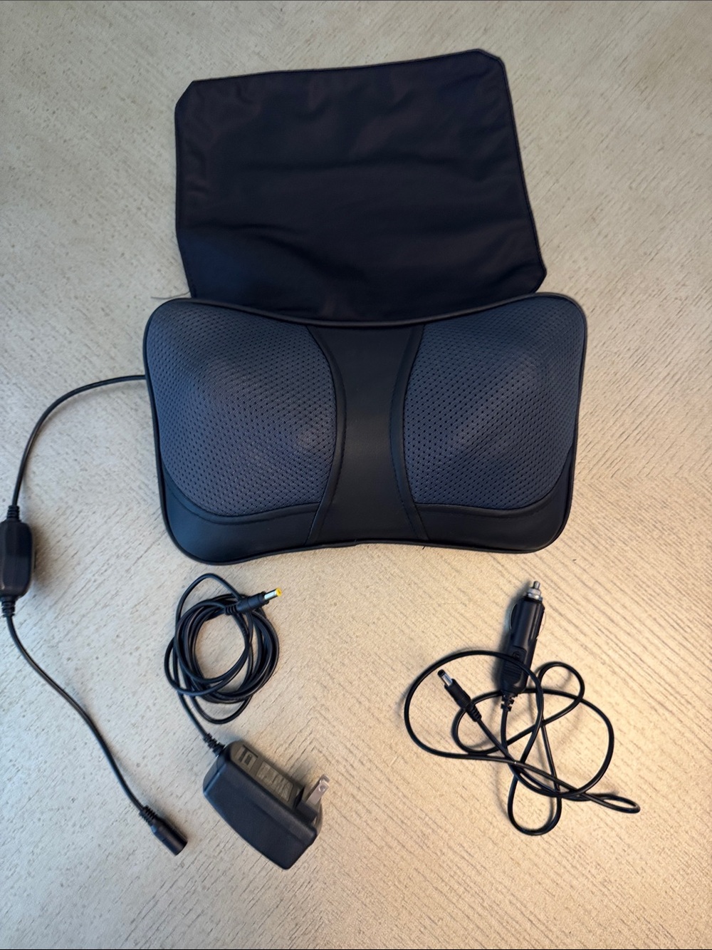 Car shiatsu massager